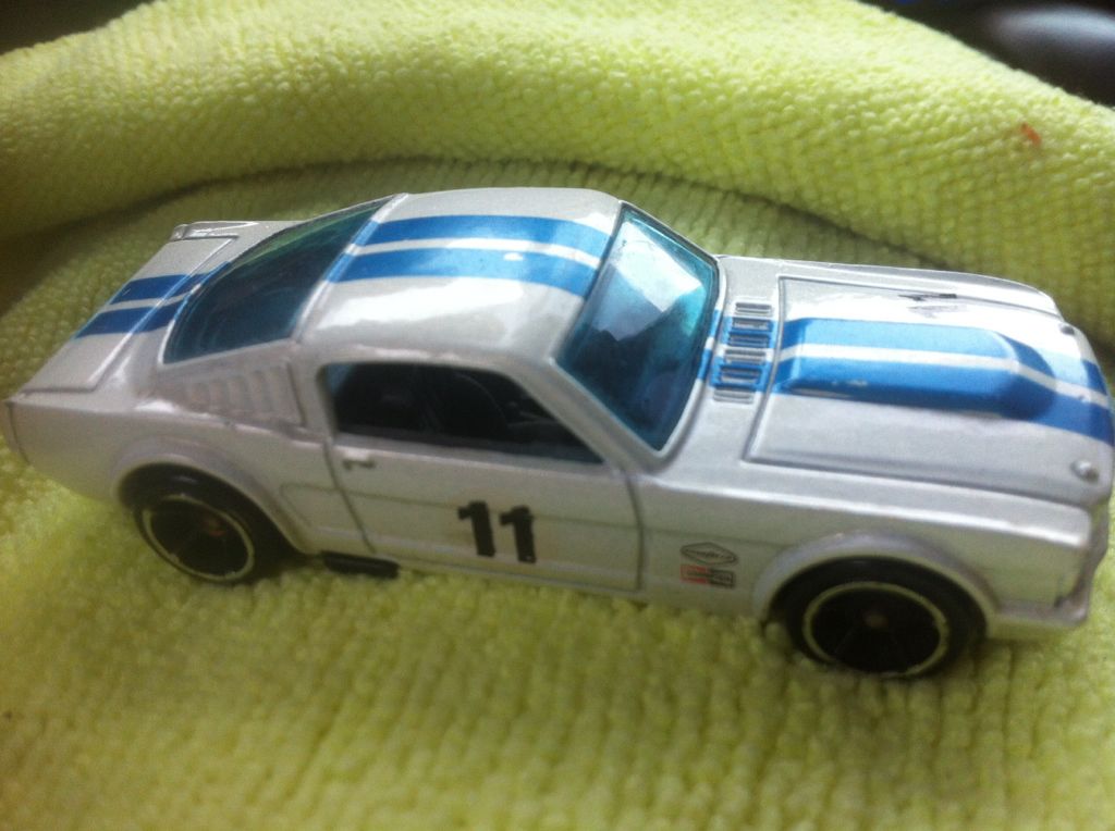 Hot Wheels Cool Classics 47 Chevy Fleetline