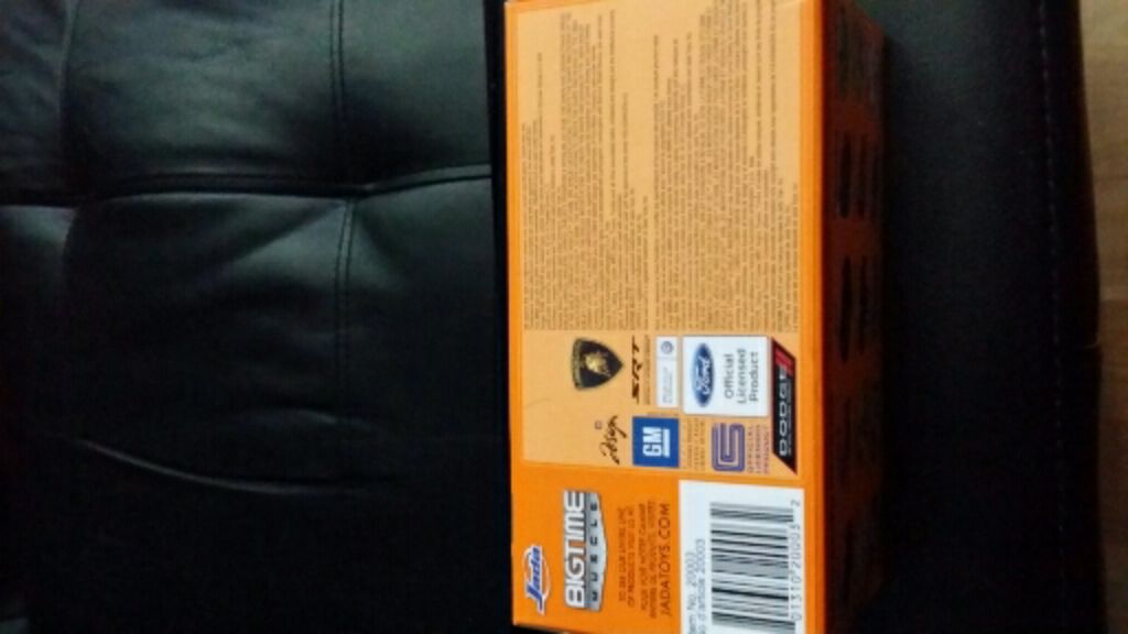 2010 Camaro Ss - ’10 HW Garage toy car collectible - Main Image 2