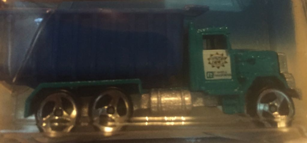 Peterbuilt Dump Truck - 2000 Mainline Cars toy car collectible - Main Image 2