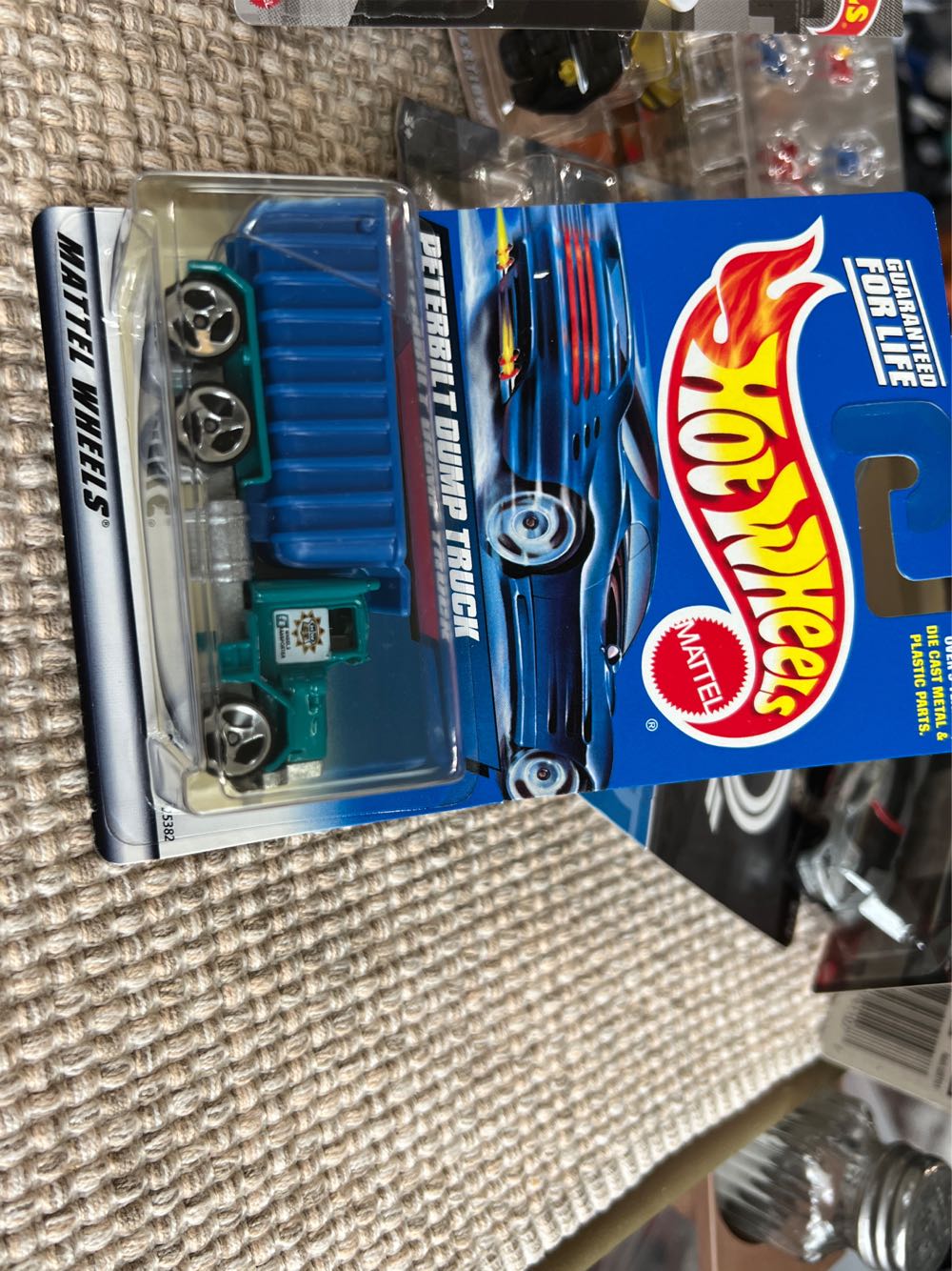 Peterbuilt Dump Truck - 2000 Mainline Cars toy car collectible - Main Image 3