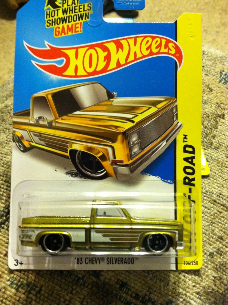 Chevy ’83 Silverado Hw Off-Road  - 2014 HW Off-Road toy car collectible - Main Image 2