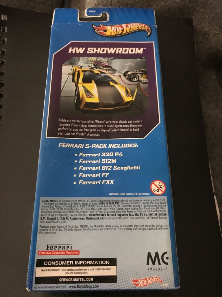Multi Pack - 2013 Ferrari 5-Pack - HW SHOWROOM Ferrari 5-pack toy car collectible - Main Image 2
