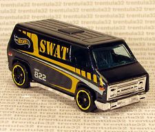 Super Van - HW City toy car collectible - Main Image 2