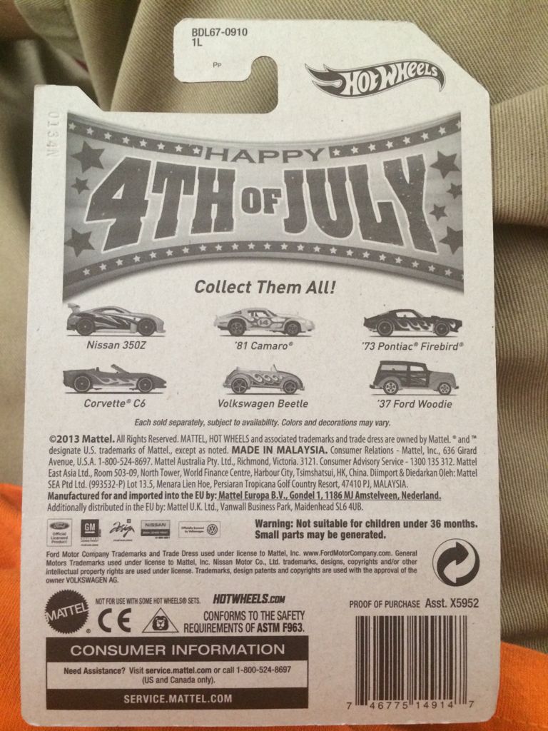 Volkswagen Beetle - 4th Of July toy car collectible - Main Image 2