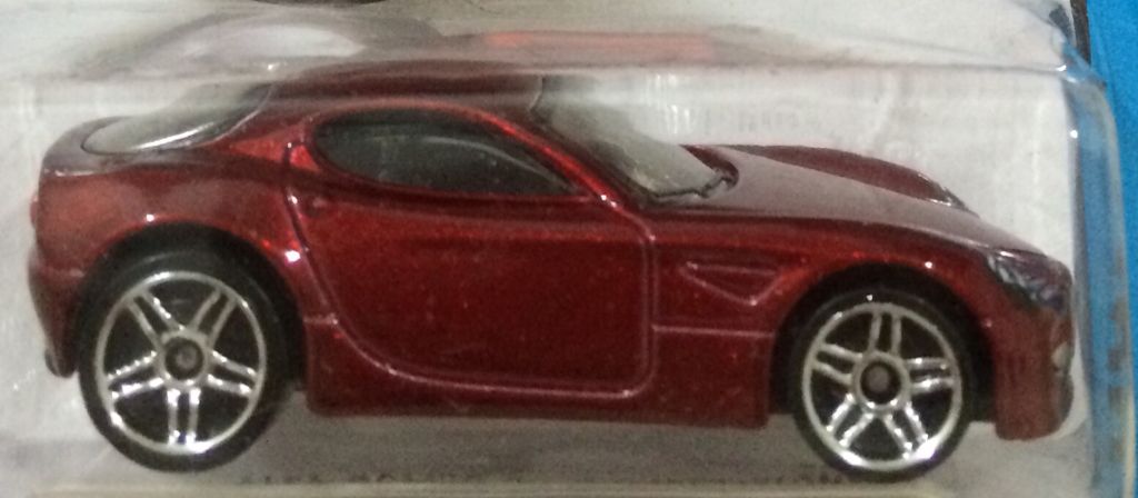 Hotwheels - 14’ HW City toy car collectible - Main Image 2