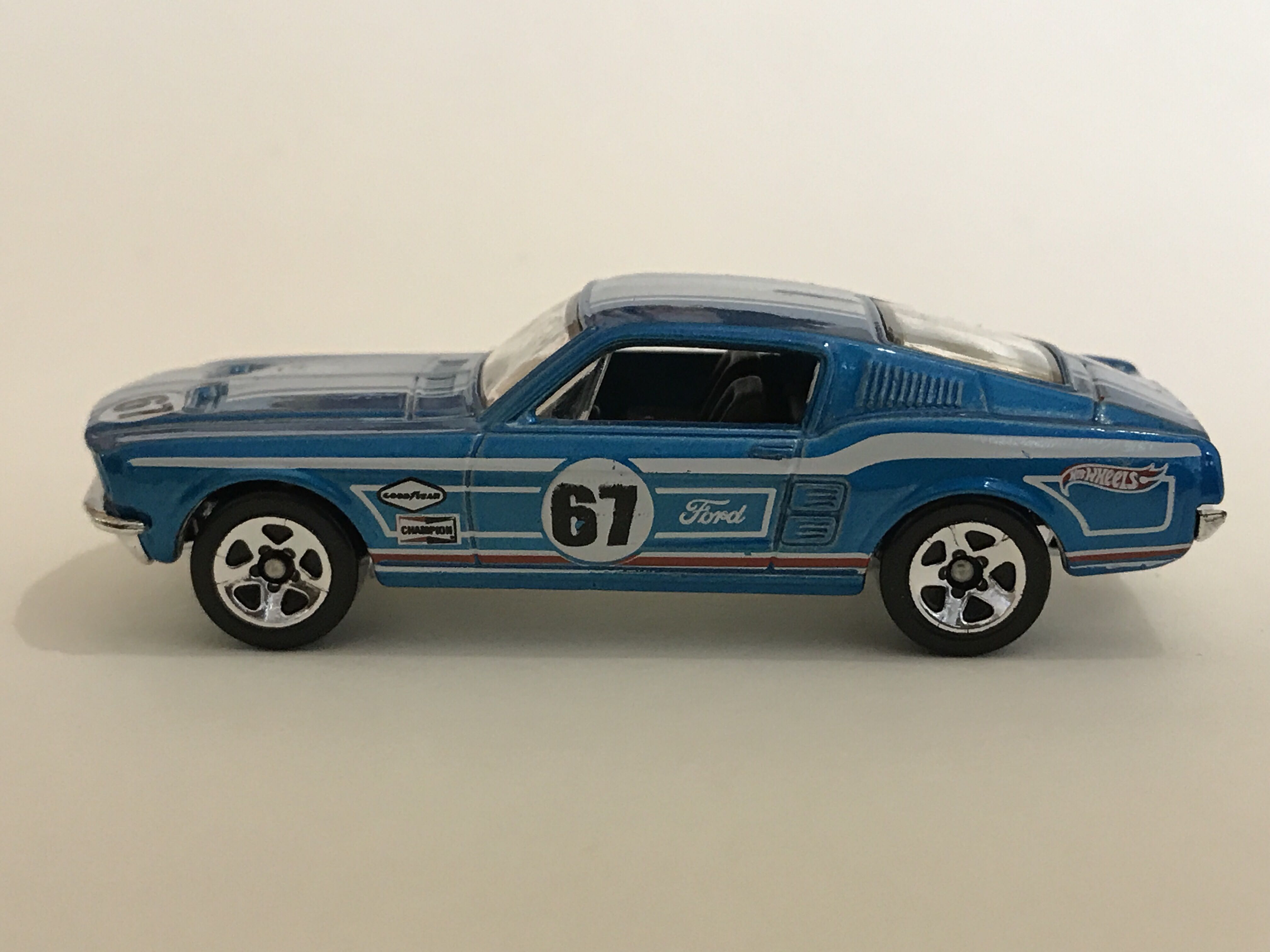 1967 Mustang - HW City: Mustang 50th toy car collectible - Main Image 3