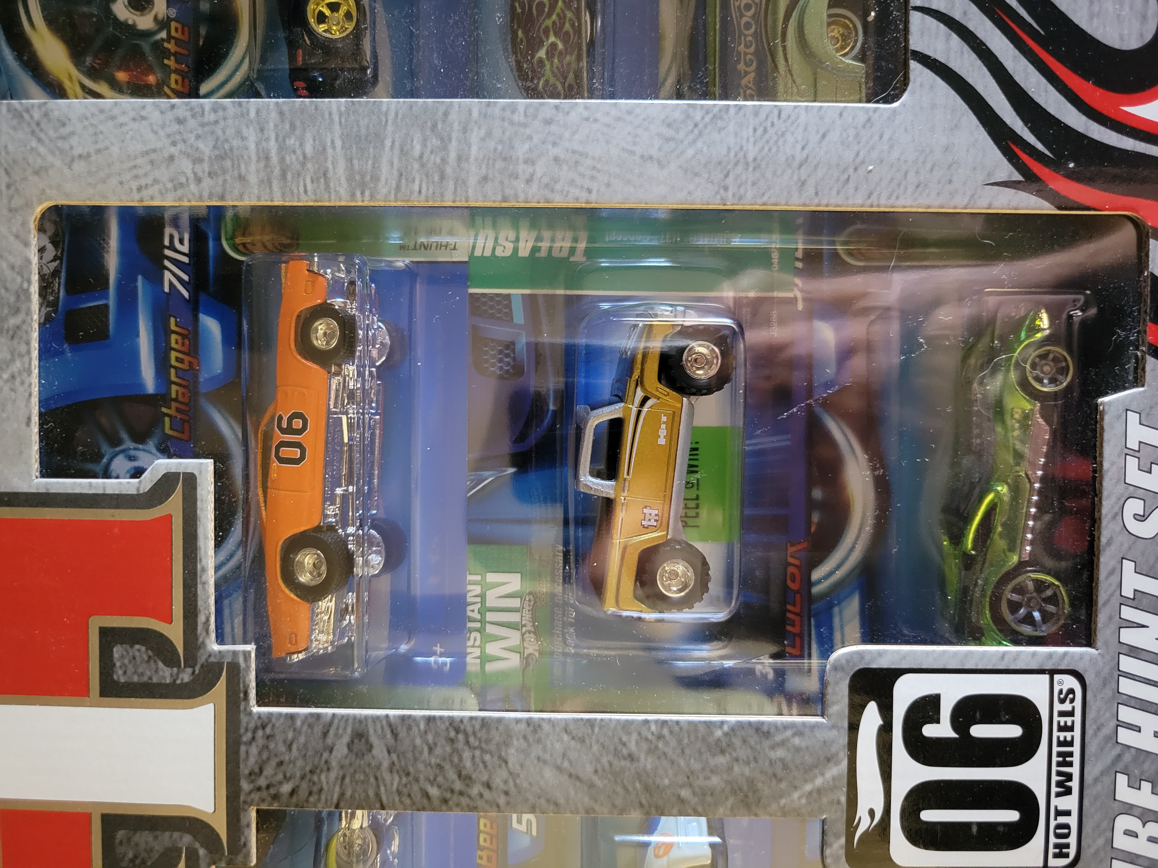 CUL8R - Treasure Hunt 2006 toy car collectible - Main Image 2