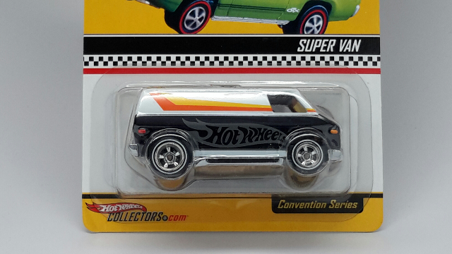 Super Van - RLC Convention Series toy car collectible - Main Image 2