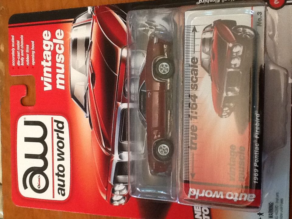 Auto World - 1969 Pontiac Firebird - Vintage Muscle Auto World toy car collectible - Main Image 1