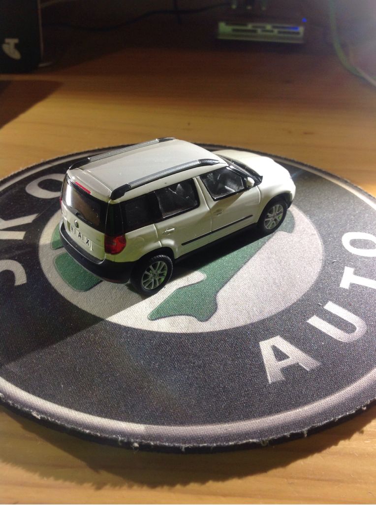 Skoda  toy car collectible - Main Image 2