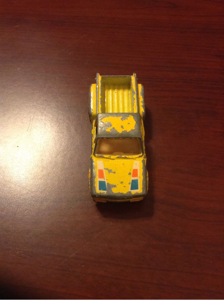 1700 Chevy Luv Stepside   toy car collectible - Main Image 2