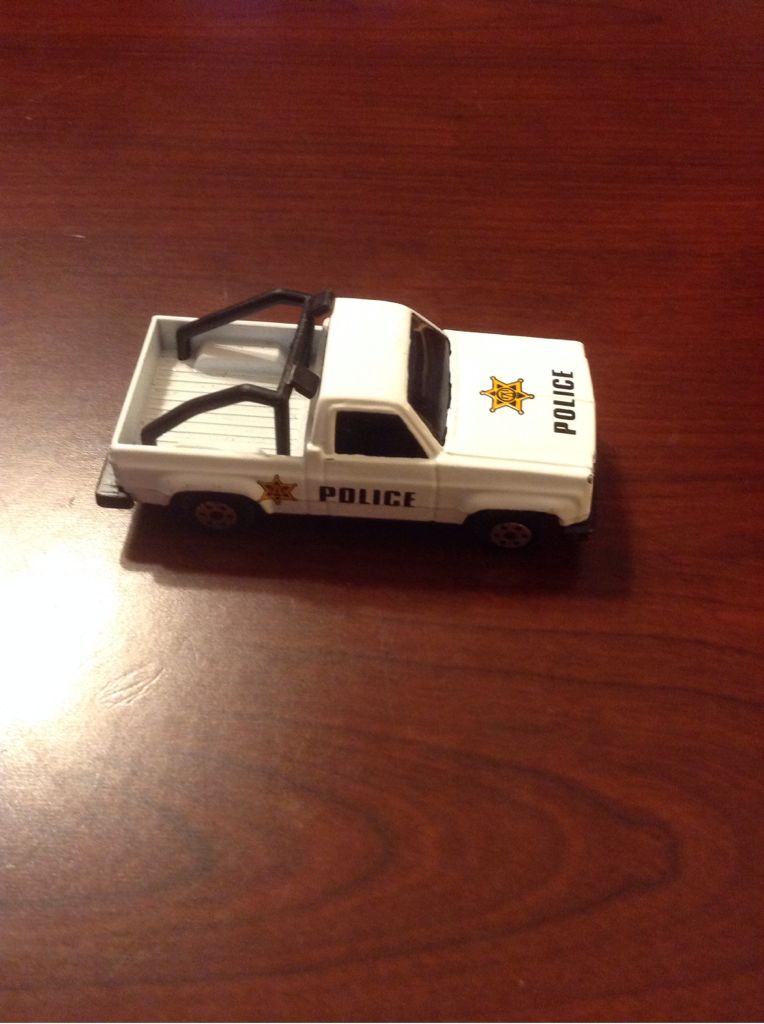 813 Chevrolet Pickup - Yatming toy car collectible - Main Image 2