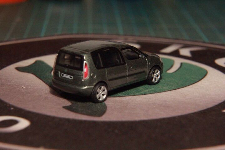 SKODA  toy car collectible - Main Image 2