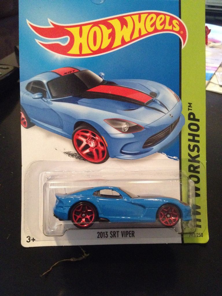 Hotwheels 2013 SRT Viper - ’15 HW Workshop toy car collectible - Main Image 1