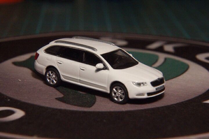 SKODA  toy car collectible - Main Image 2