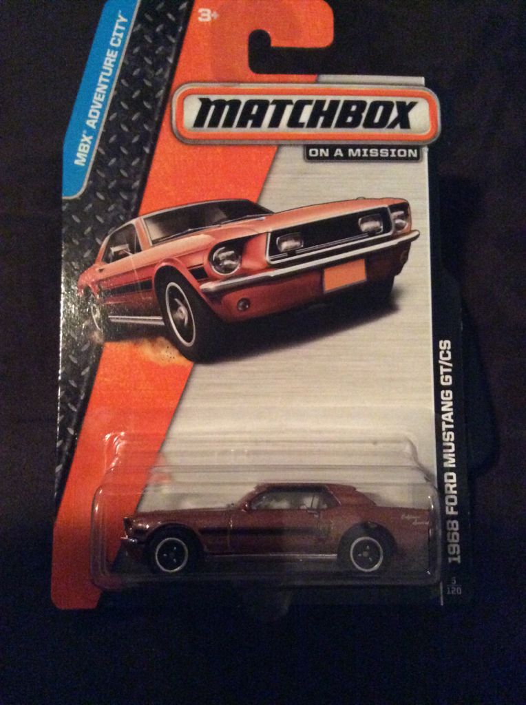 Maisto 2014 Corvette Stingray