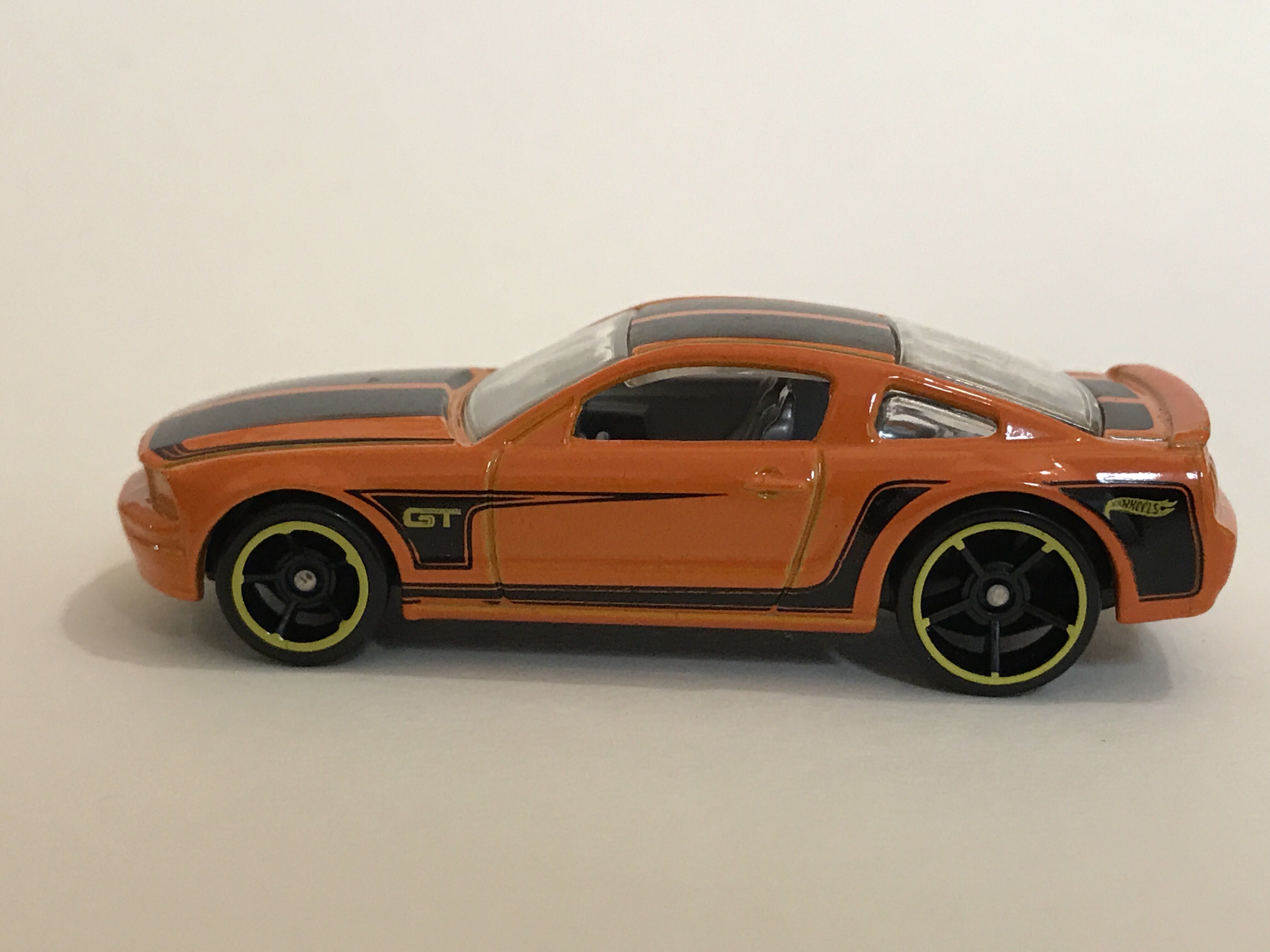 Ford Mustang GT - 2014 - HW City - Mustang 50th toy car collectible - Main Image 3
