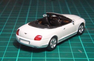 BENTLEY CONTINENTAL GTC - Minichamps toy car collectible - Main Image 2