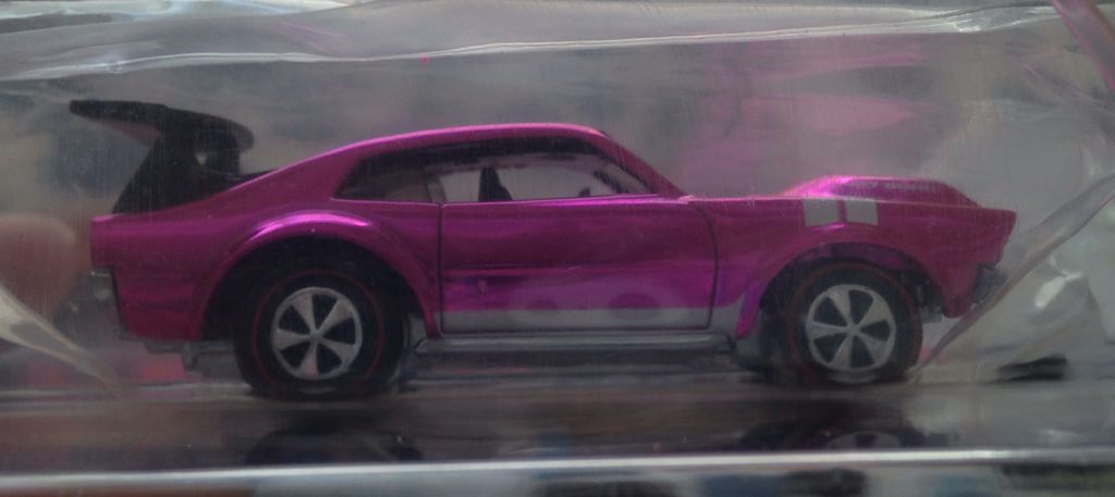 Mighty Maverick  - Red Line Club toy car collectible - Main Image 2