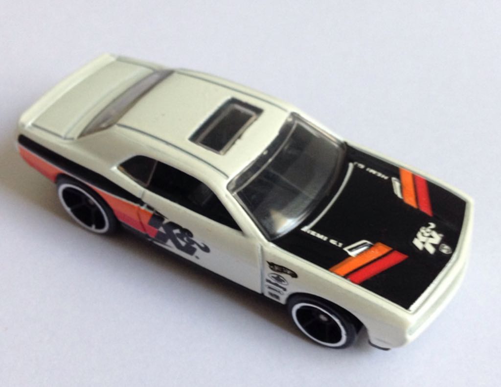 Dodge Challenger SRT8 2008 - Jada Big Time Muscle toy car collectible - Main Image 2