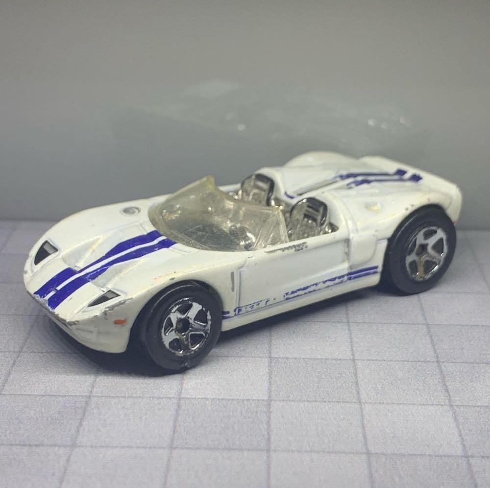 Hotwheels Ford GTX-1 - 2007 First Editions toy car collectible - Main Image 2