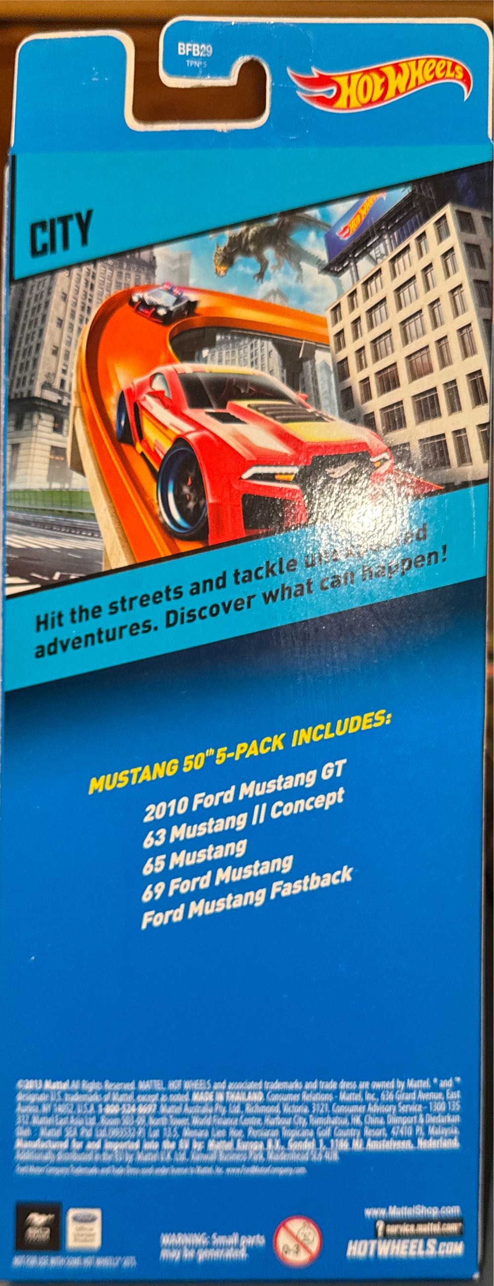 Mustang 50th - 5 pack toy car collectible - Main Image 2