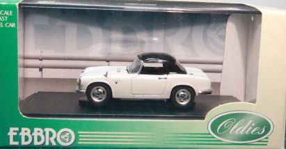 First Editions Fatbac Plymouth Barracuda