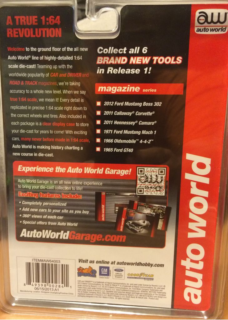 Auto World - Road & Track toy car collectible - Main Image 2