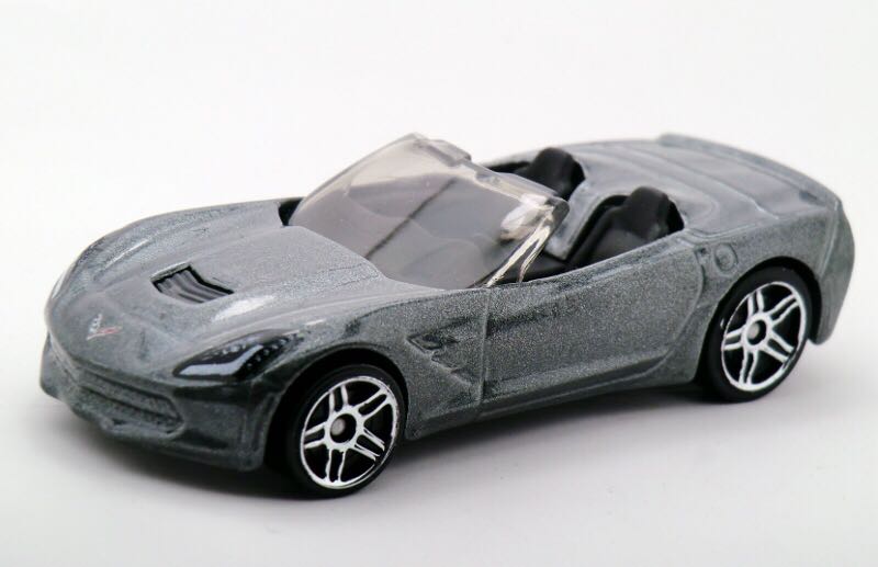 Hotwheels ’14 Corvette Stingray  toy car collectible - Main Image 2