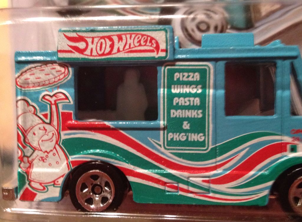 Ice Cream Truck - 2014 - HW City - City Works toy car collectible - Main Image 2