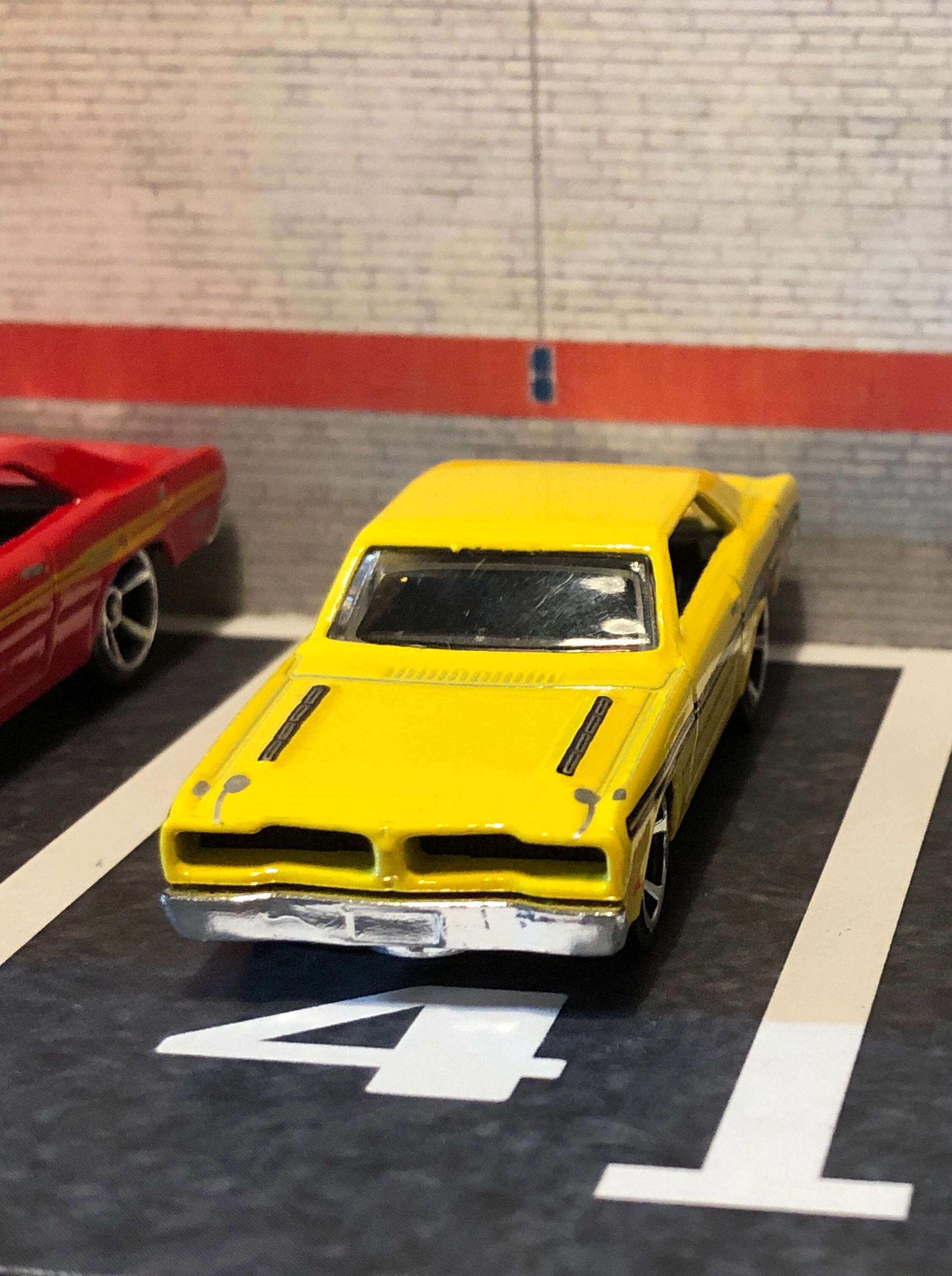 1974 Brazilian Dodge Charger - hotwheel toy car collectible - Main Image 2