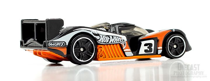 24 Ours - 2014 Mainline toy car collectible - Main Image 1