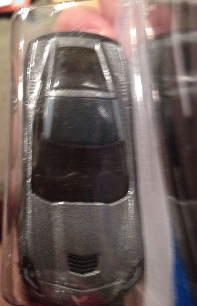 Corvette Stingray ’14 - HW Garage toy car collectible - Main Image 2