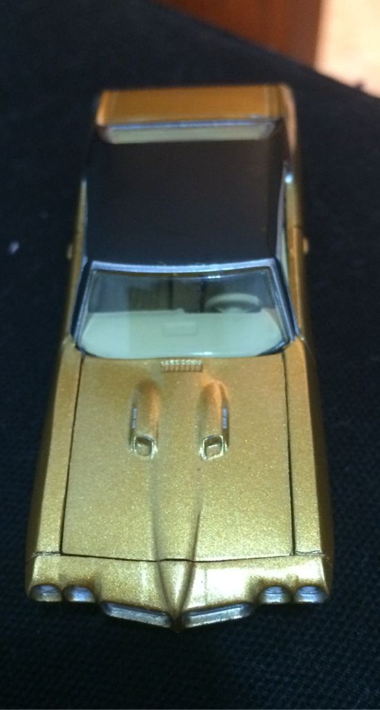 Pontiac GTO 70  toy car collectible - Main Image 2