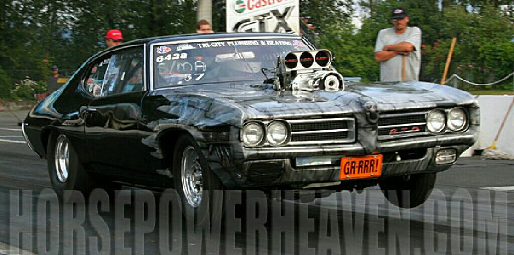 1969 Pontiac GTO - Team: Muscle Mania toy car collectible - Main Image 2