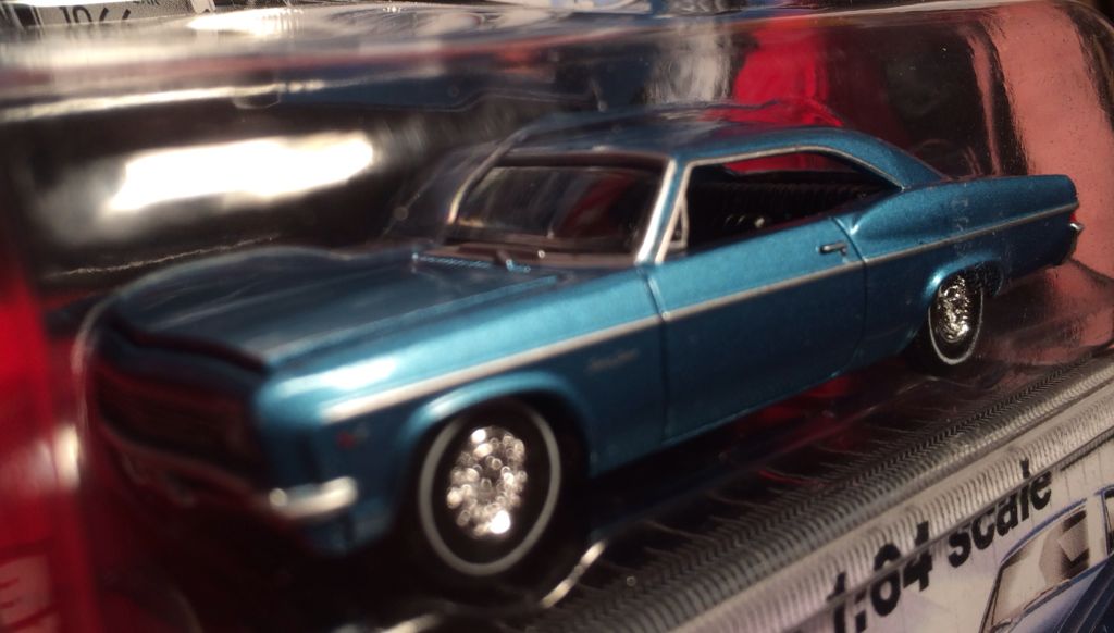 Impala SS / 1966 - 2013 Autoworld Vintage muscle Cars toy car collectible - Main Image 2