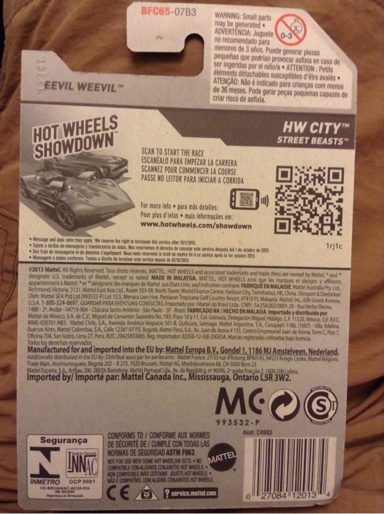 Eevil Weevil  - HW City - 2014 Street Beasts toy car collectible - Main Image 2