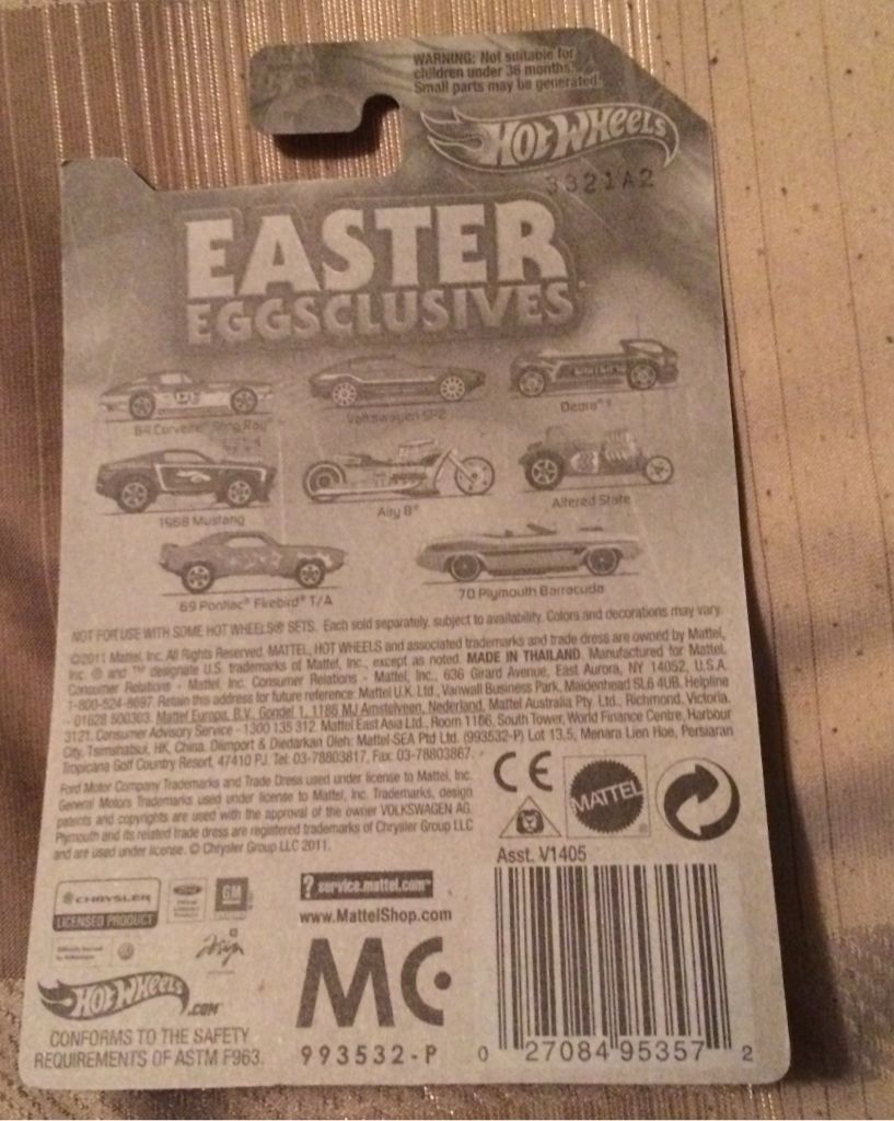 ’69 Pontiac Firebird T/A - Easter Eggsclusives toy car collectible - Main Image 2