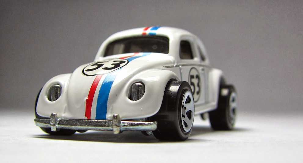 Volkswagen Beetle Herbie - HW All Stars toy car collectible - Main Image 4
