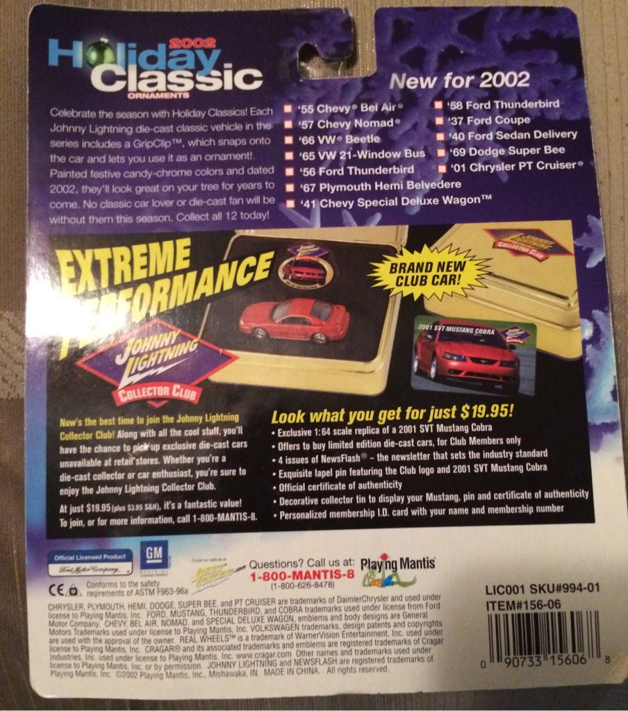 2002 Holiday Classic Ornaments Bus - 2002 Holiday Classic Ornaments toy car collectible - Main Image 2