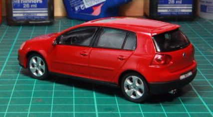VOLKSWAGEN - MK5 GTI toy car collectible - Main Image 2
