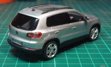 VOLKSWAGEN - 5N toy car collectible - Main Image 2