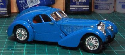 BUGATTI - 57SC toy car collectible - Main Image 1