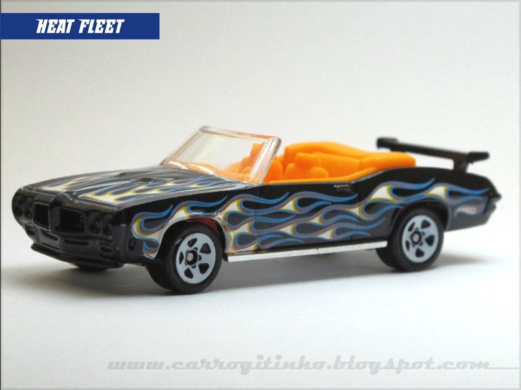 ’70 Pontiac GTO Convertible - Hot Wheels 3-Pack toy car collectible - Main Image 2