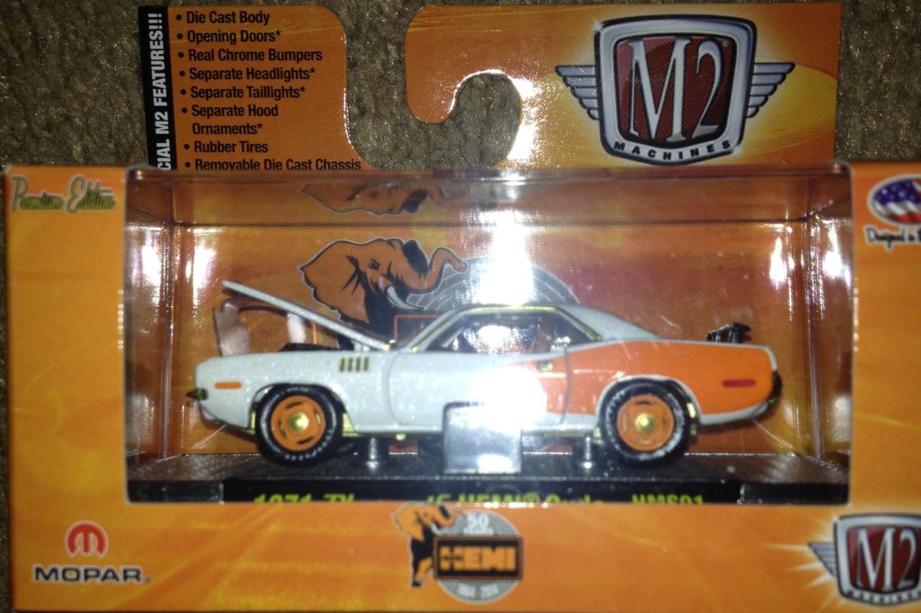 1971 Plymouth Hemi Cuda - Mopar toy car collectible - Main Image 1