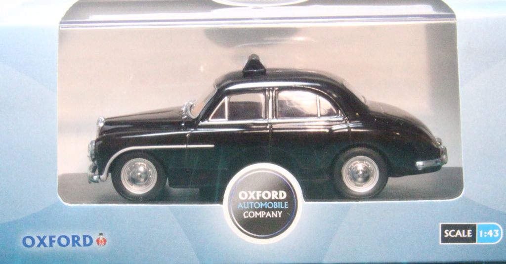 MG - Police toy car collectible - Main Image 2