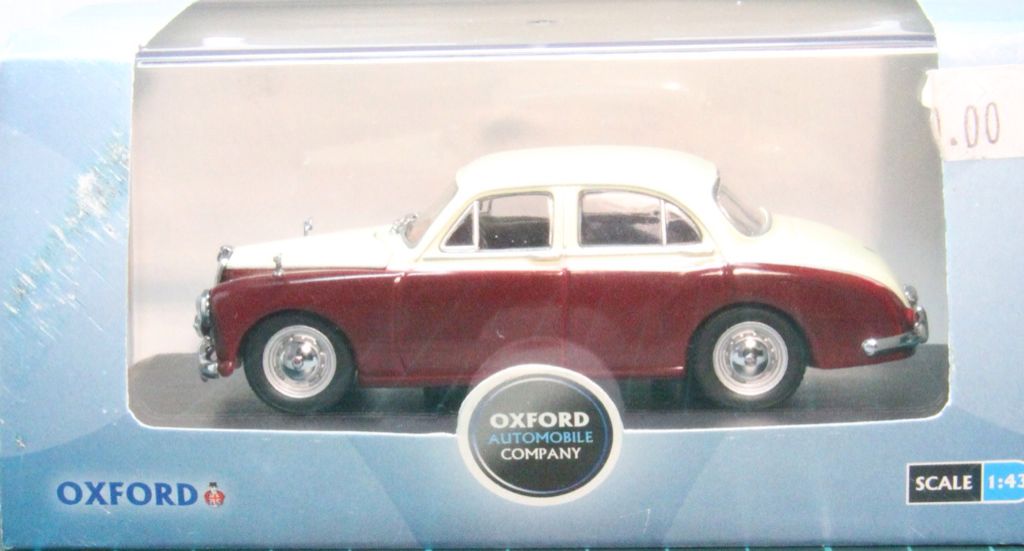 MG - VORITONE toy car collectible - Main Image 1