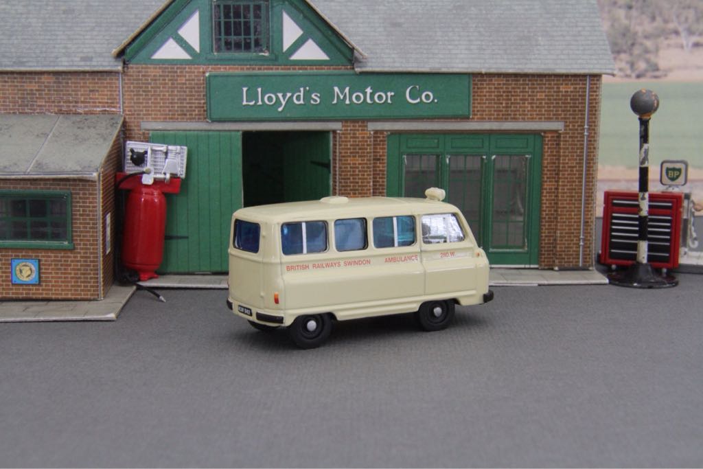 MORRIS - VAN toy car collectible - Main Image 2