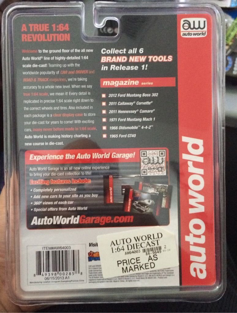 2012 Ford Mustang Boss 302 - Auto World toy car collectible - Main Image 2