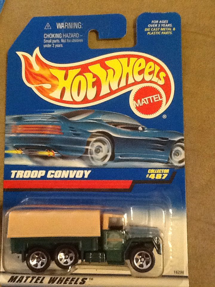 Troop Convoy (Green & Cream LC) - HW Mainlines toy car collectible - Main Image 2